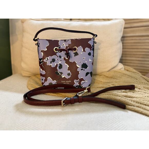 Kate Spade New York Eva Wildflower Bouquet Small Bucket Bag Leather - Picture 8 of 10